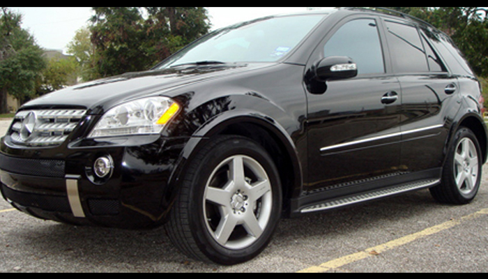 Mercedes ML with AMG Fender Flares.