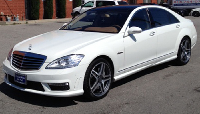 2008 Mercedes S63 with Facelift S63 Body Kit.