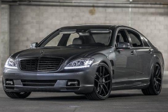 Mercedes S550 with L Style Body Kit.